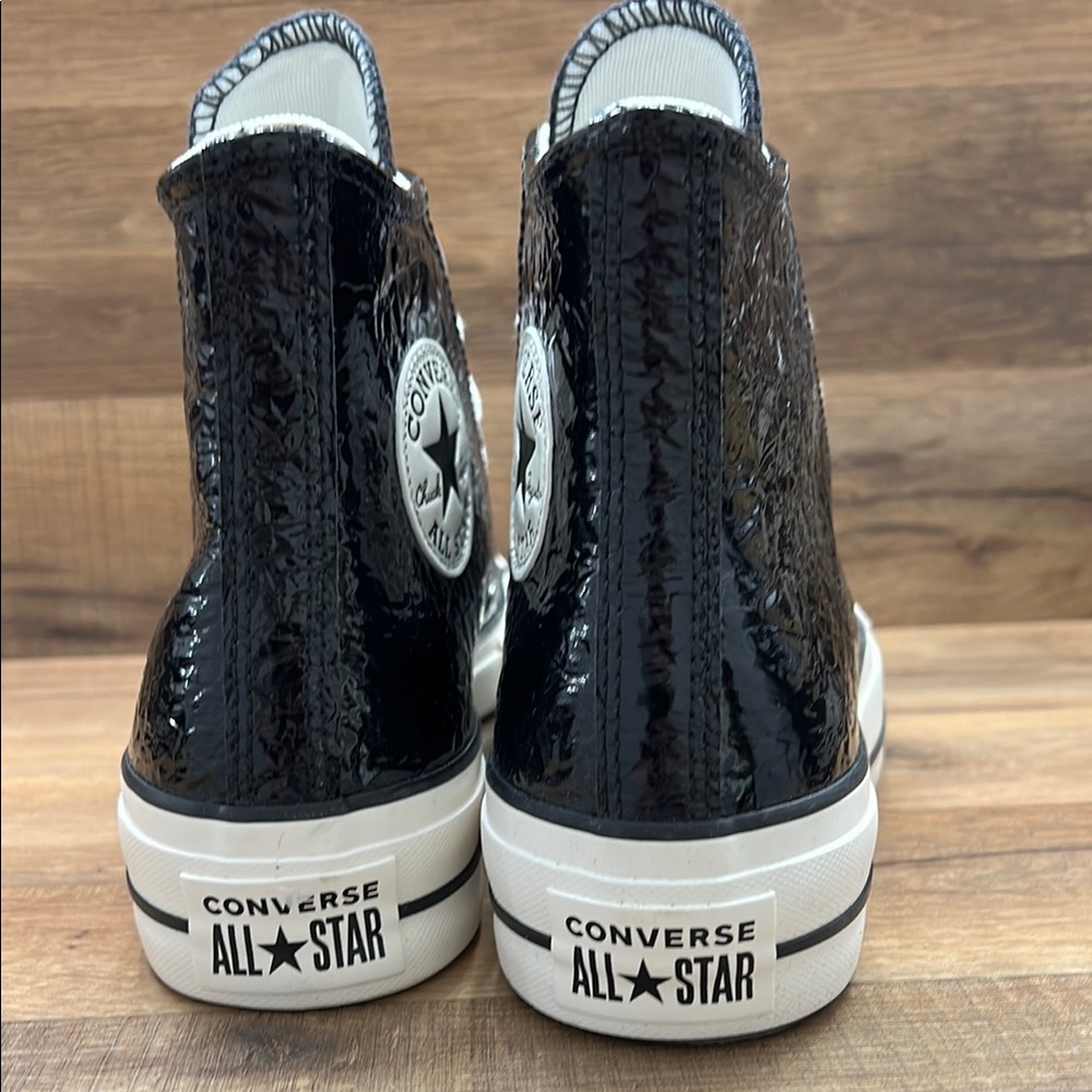 Converse Textured Black Leather High-Tops Platform with White Details - Picture 5 of 10